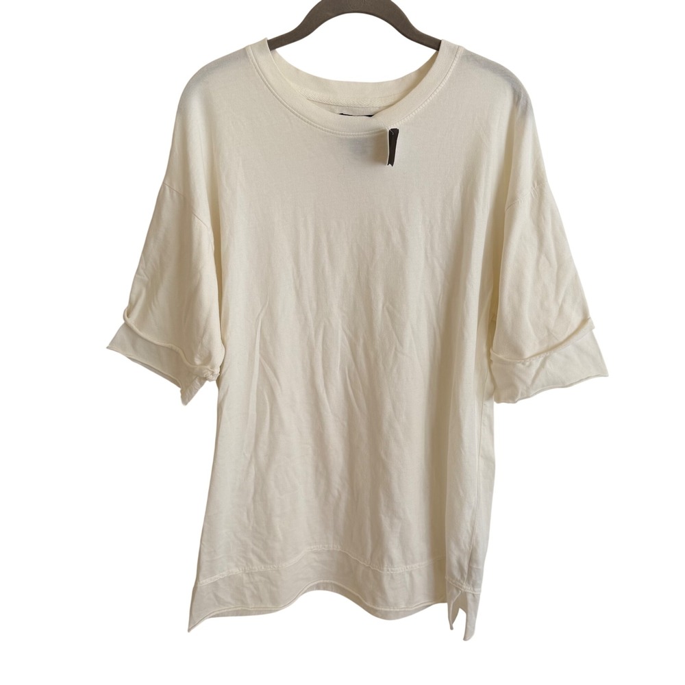 NWT Forever 21 Men Oversized Knit T-Shirt Off White Cream Short Sleeve Small new